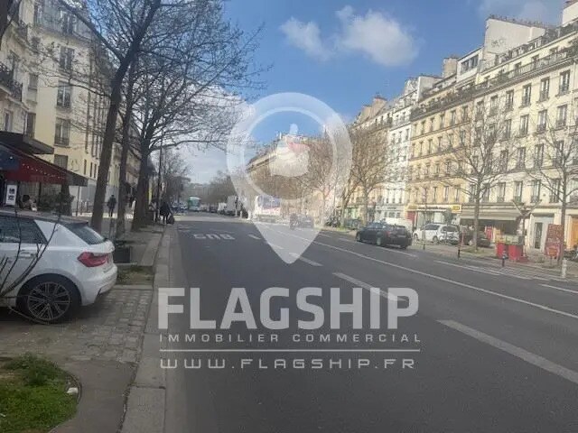 Local commercial dans Paris à louer - Photo de l’immeuble – Image 1 sur 2
