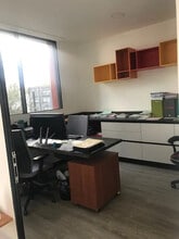 14 Rue Du Bas Taulet, Pélissanne à vendre Photo intérieure– Image 1 sur 7