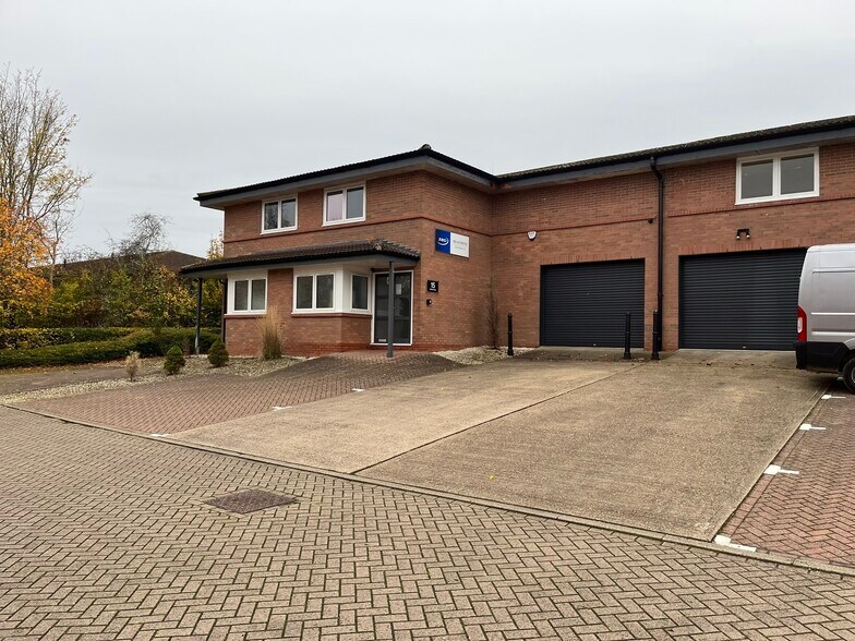 15-21 Drakes Mews, Milton Keynes à louer - Photo de l’immeuble – Image 2 sur 6