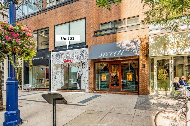 161-175 Cumberland St, Toronto, ON à louer Photo de l’immeuble– Image 1 sur 8