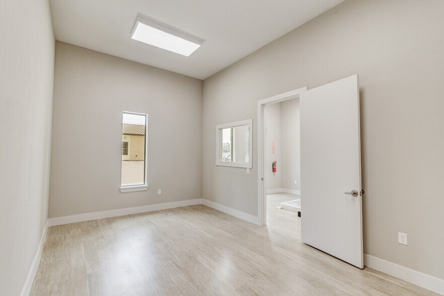 1698 Keller Pky, Keller, TX à louer - Photo intérieure – Image 2 sur 8