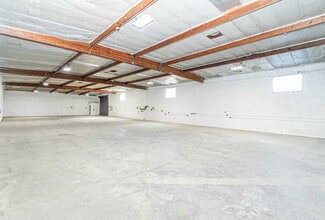 934 Avila St, Los Angeles, CA à vendre Photo intérieure– Image 2 sur 4