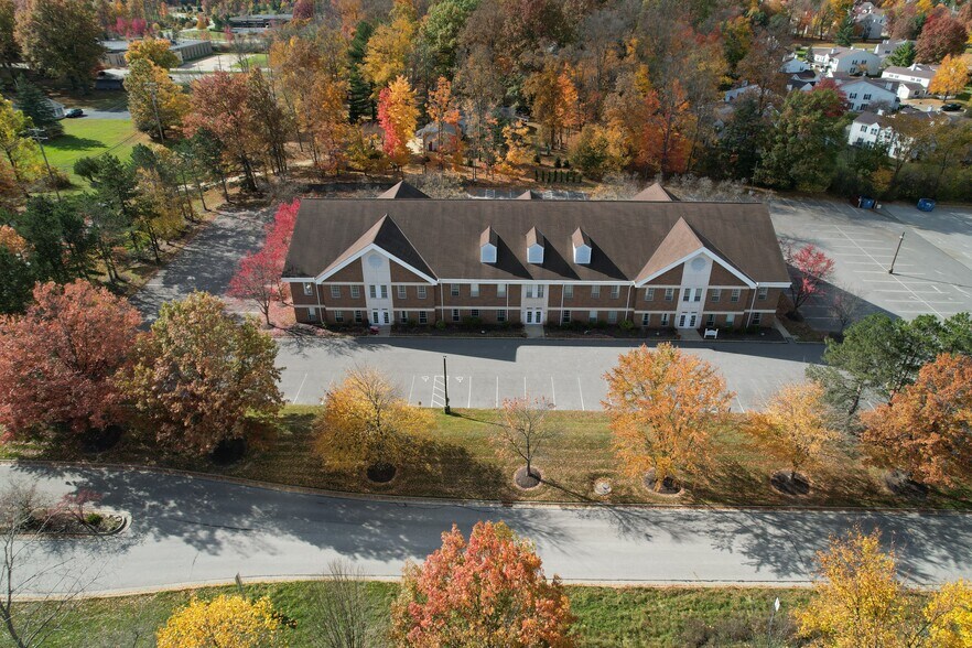 6900-6950 S Edgerton Rd, Brecksville, OH à louer - Photo de l’immeuble – Image 3 sur 7