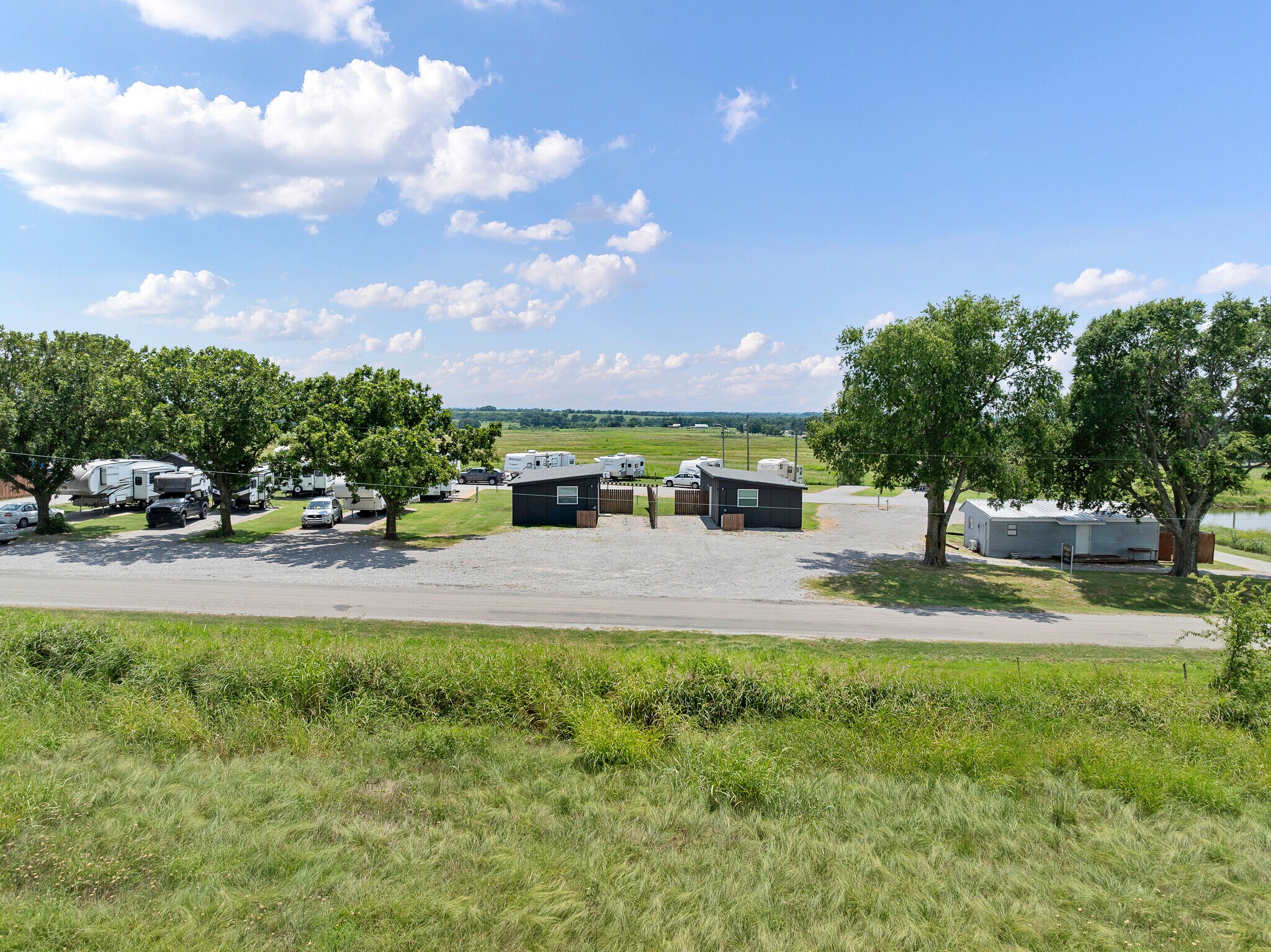 11889 Indian Trails Rd, Marietta, OK à vendre Photo de l’immeuble– Image 1 sur 21