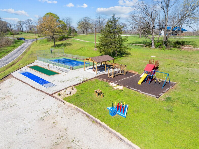 27876 Clubhouse Ln, Shell Knob, MO à vendre - Photo de l’immeuble – Image 3 sur 110