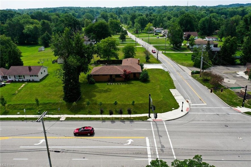 1712 E Royalton Rd, Broadview Heights, OH à vendre - Photo de l’immeuble – Image 2 sur 25