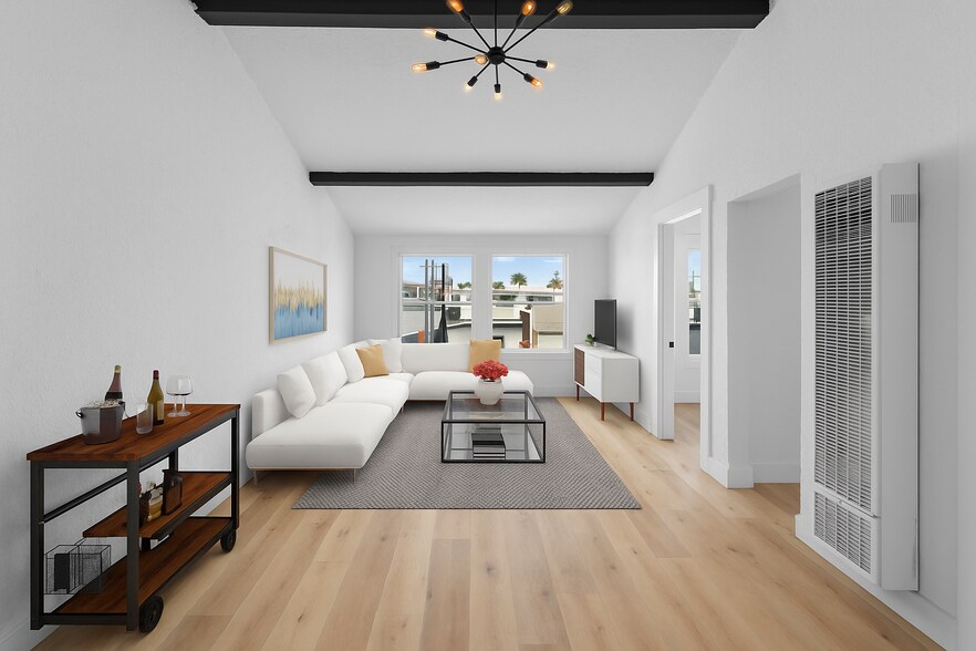 2626 E Anaheim St, Long Beach, CA à vendre - Photo intérieure – Image 2 sur 13