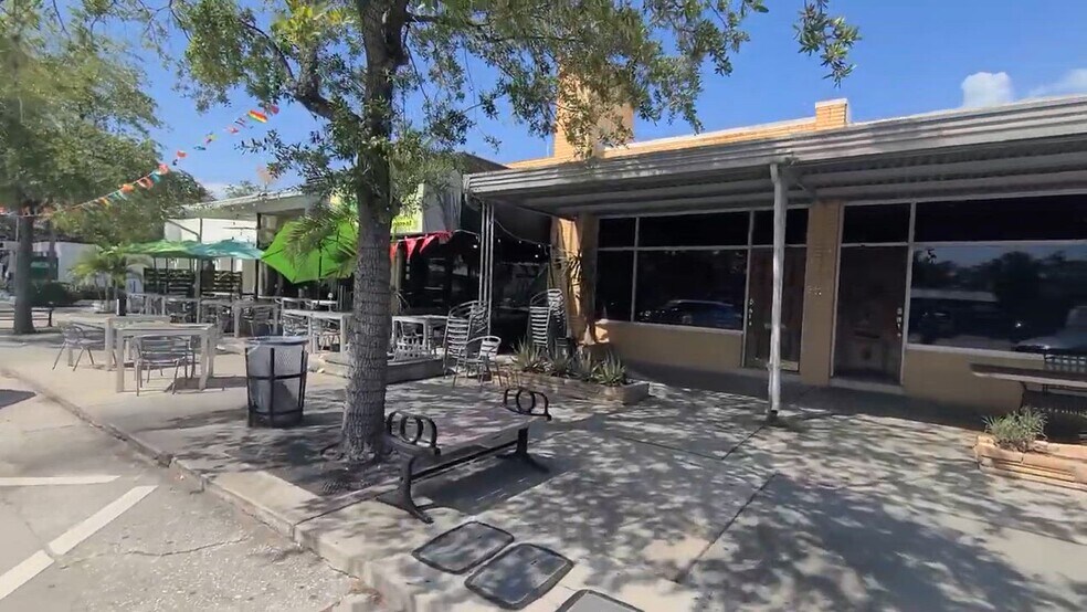 211 E Davis Blvd, Tampa, FL à louer - Vidéo sur l’annonce professionnelle – Image 2 sur 9