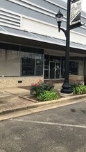 106 E Main St, Kilgore, TX à louer Photo de l’immeuble– Image 1 sur 5