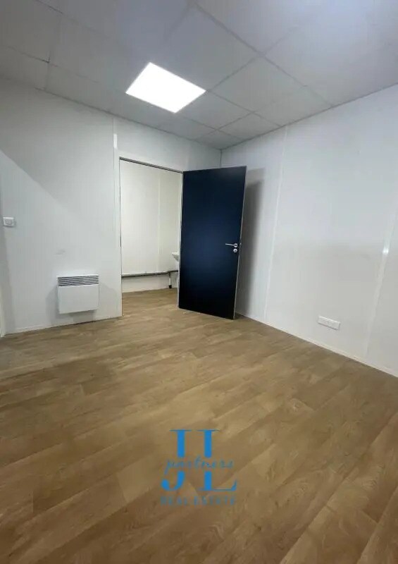 Local d’activités dans Bègles à louer Photo de l’immeuble– Image 1 sur 4