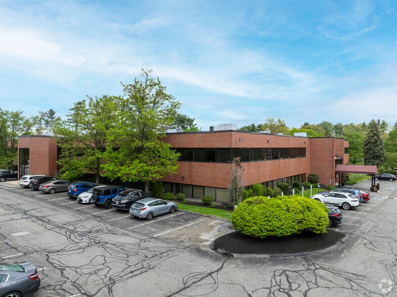 321 Billerica Rd, Chelmsford, MA à louer - Photo principale – Image 2 sur 7