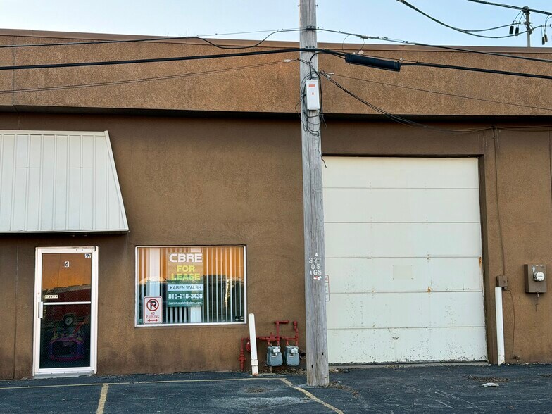 6203 Material Ave, Loves Park, IL à louer - Photo de l’immeuble – Image 2 sur 7