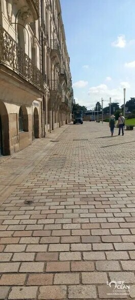 Local commercial dans Nantes à louer - Photo de l’immeuble – Image 3 sur 6
