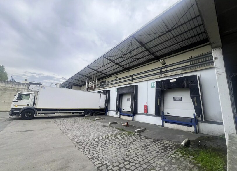 Industriel/Logistique dans Thiais à louer - Photo de l’immeuble – Image 3 sur 3
