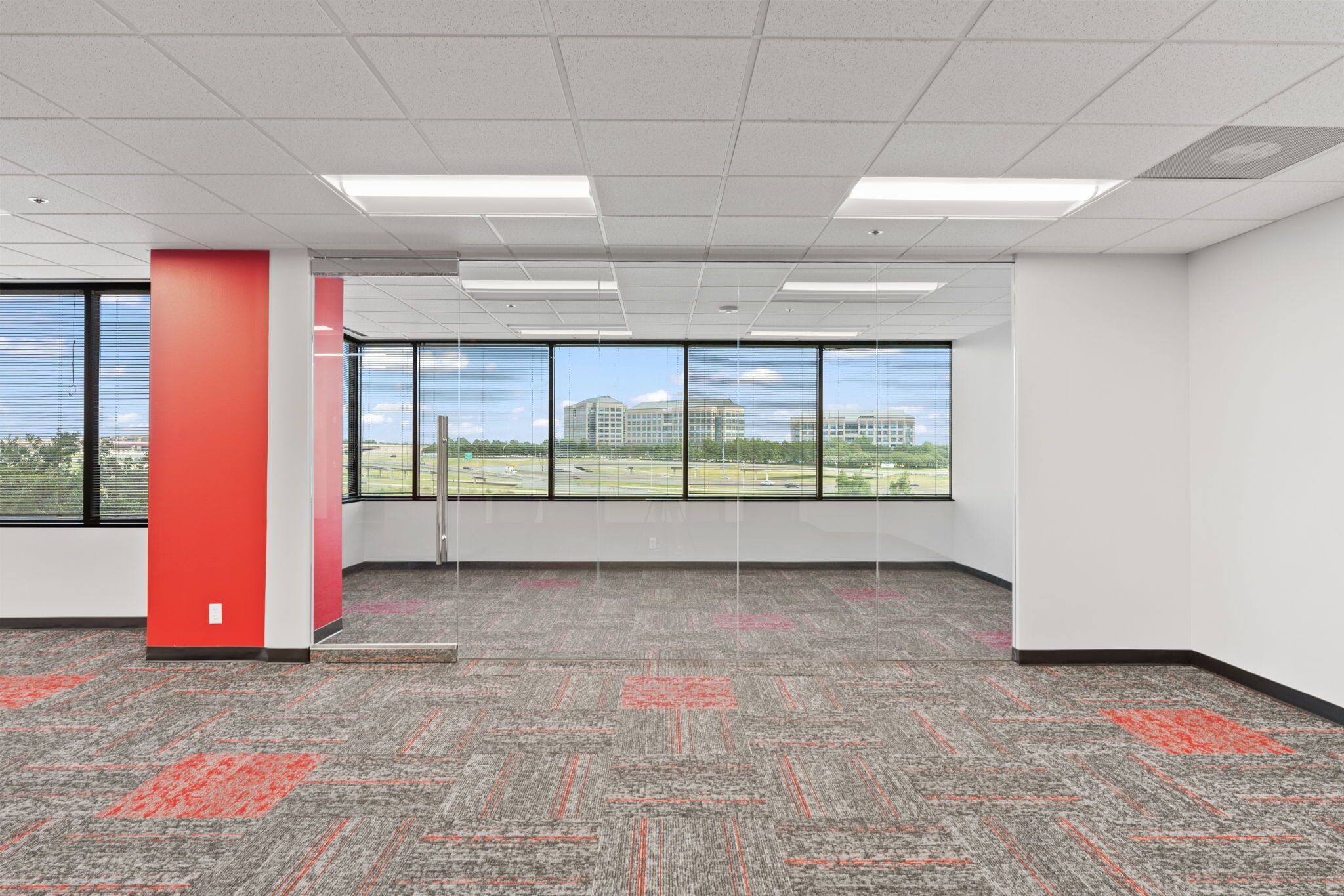 1231 Greenway Dr, Irving, TX à louer Photo intérieure– Image 1 sur 18