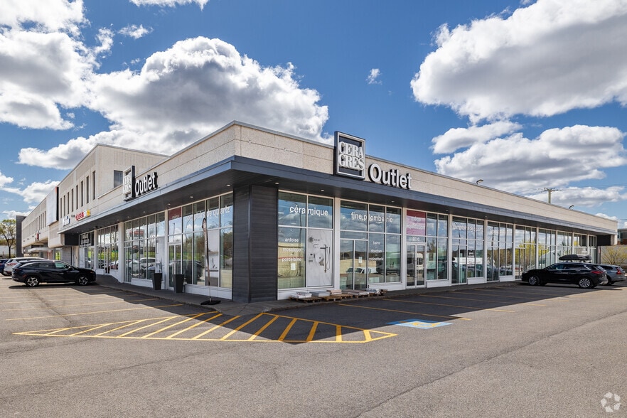 9000-9012 Boul De L'acadie, Montréal, QC à louer - Photo principale – Image 1 sur 18