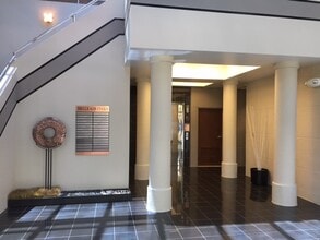 2240 Belleair Rd, Clearwater, FL à louer Photo intérieure– Image 1 sur 18