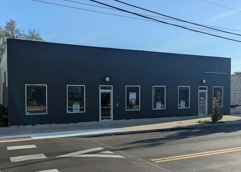 716 Watervliet Ave, Dayton, OH à louer - Photo de l’immeuble – Image 1 sur 7