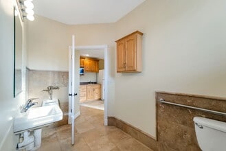 9140 S State St, Sandy, UT à louer Photo intérieure– Image 1 sur 16
