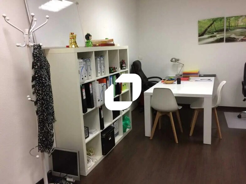 Bureau dans Cenon à louer - Photo de l’immeuble – Image 1 sur 3