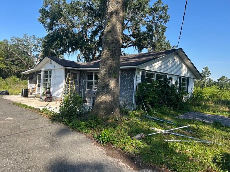 5355 Pickettville Rd, Jacksonville, FL à louer - Photo de l’immeuble – Image 2 sur 6