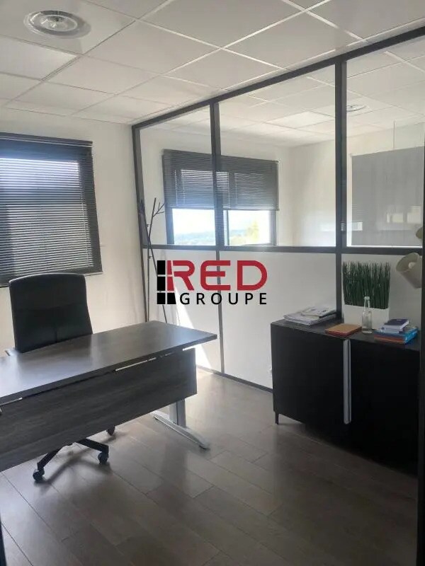 Bureau dans La Ciotat à louer Photo de l’immeuble– Image 1 sur 6