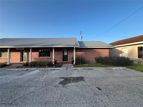 1905 W Baker St, Plant City, FL à louer Photo intérieure– Image 1 sur 14