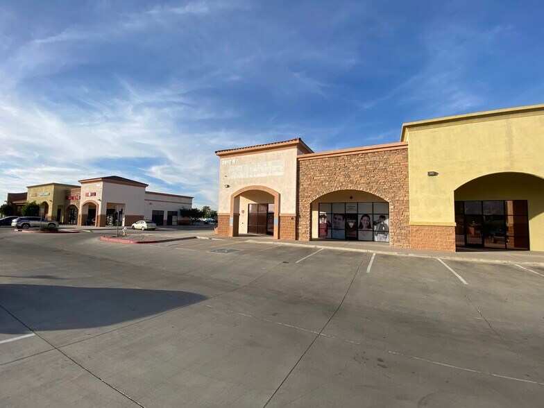 2610 W Baseline Rd, Phoenix, AZ à louer - Photo de l’immeuble – Image 2 sur 6