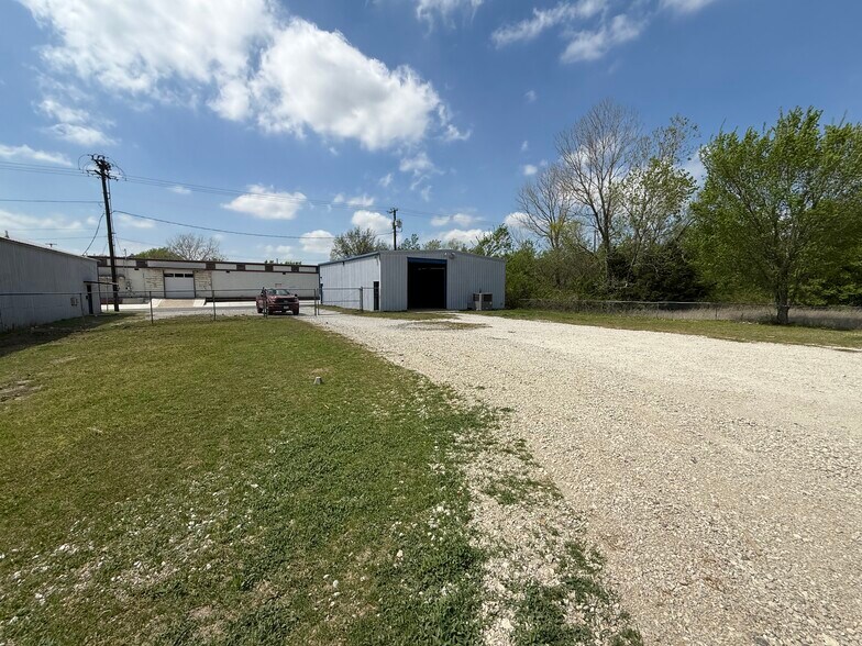 309 N East St, Sherman, TX à louer - Photo de l’immeuble – Image 3 sur 9