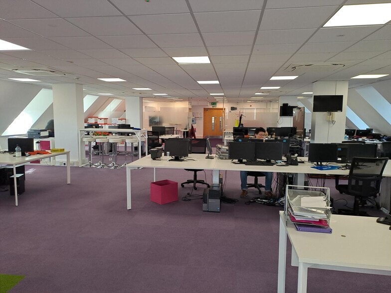 Parkway, Welwyn Garden City à louer - Photo intérieure – Image 2 sur 30