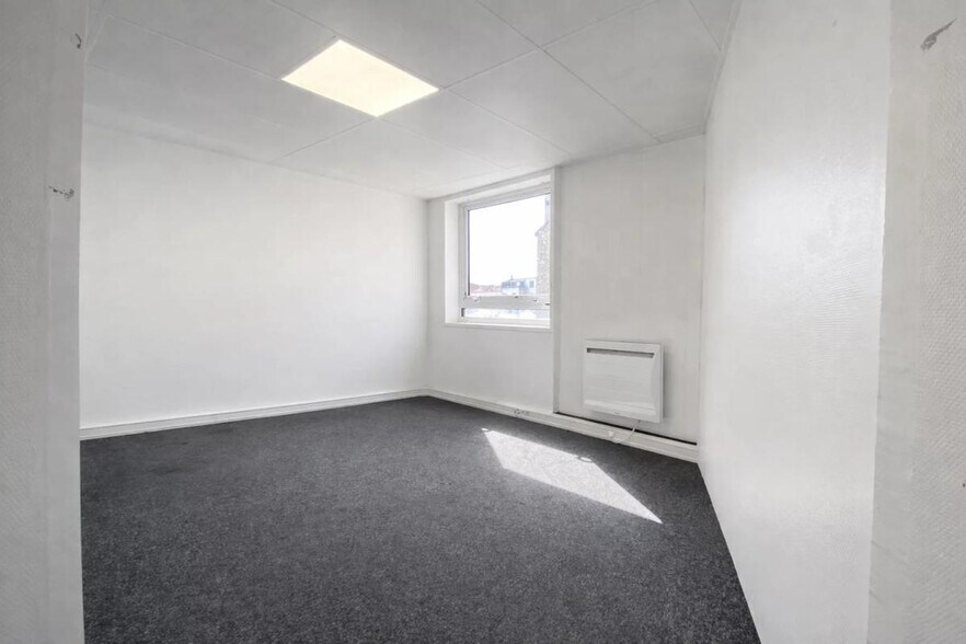 Bureau dans Boulogne-Billancourt à louer - Photo intérieure – Image 3 sur 5