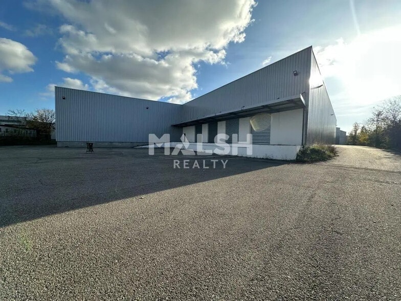 Bureau dans Corbas à louer - Photo de l’immeuble – Image 3 sur 16