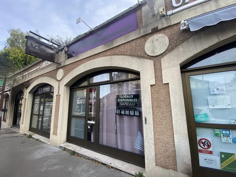 Local commercial dans Versailles à louer - Photo de l’immeuble – Image 1 sur 4