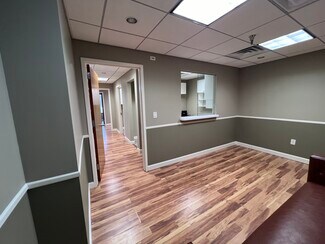 Plus de détails pour 7610 Carroll Ave, Takoma Park, MD - Bureau à louer