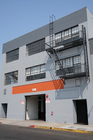 Plus de détails pour 1110 N Beachwood Dr, Los Angeles, CA - Local d'activités à louer