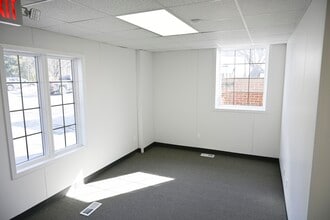 6080 Dixie Hwy, Independence Township, MI à louer Photo intérieure– Image 2 sur 32