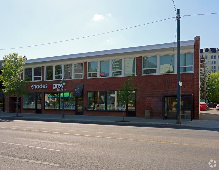 10112-10116 124 St NW, Edmonton, AB à louer - Photo principale – Image 2 sur 4