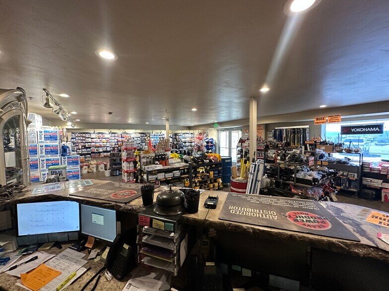 1128 N Bulldog Rd, Cedar City, UT à vendre - Photo de l’immeuble – Image 2 sur 12