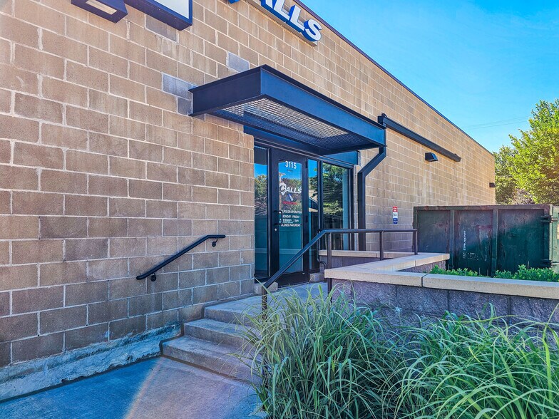 3105 Leavenworth St, Omaha, NE à louer - Photo de l’immeuble – Image 2 sur 8