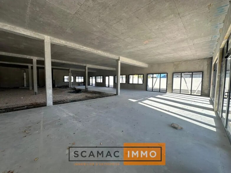 Local commercial dans Éguilles à louer - Photo intérieure – Image 3 sur 4