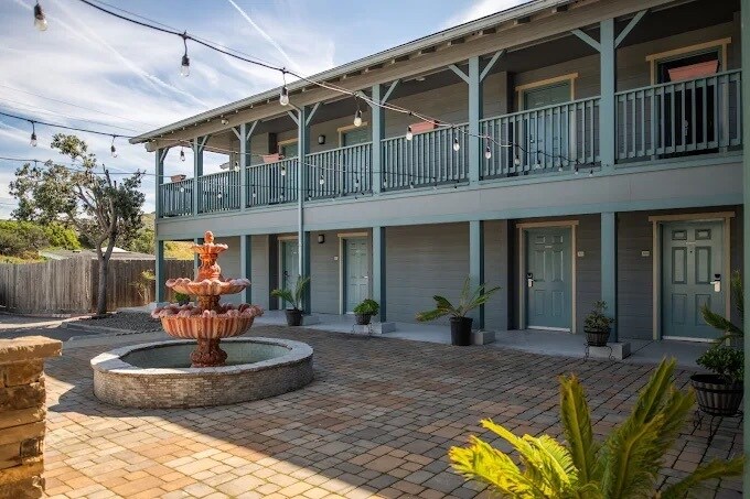 290 Atascadero Rd, Morro Bay, CA à vendre - Photo de l’immeuble – Image 2 sur 16
