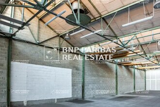 Industriel/Logistique dans Pantin à vendre Photo intérieure– Image 2 sur 9