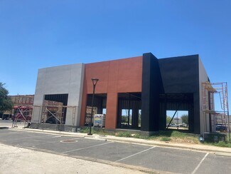 Plus de détails pour 7518 McPherson Rd, Laredo, TX - Bureau/Local commercial, Local commercial à louer