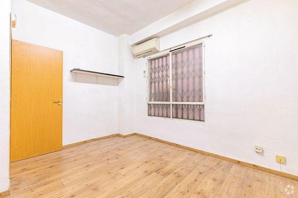 Immeuble residentiel dans Madrid, Madrid à vendre - Photo intérieure – Image 1 sur 1
