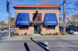 Plus de détails pour 4515 NE Sandy Blvd, Portland, OR - Bureau à vendre