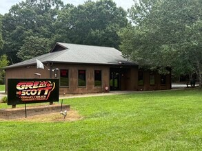 5601 Old Monroe Rd, Indian Trail, NC à louer Photo intérieure– Image 2 sur 4