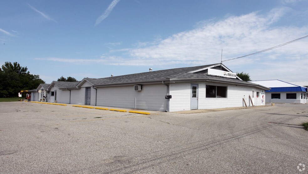 960 Morton Ave, Martinsville, IN à vendre - Photo de l’immeuble – Image 2 sur 10