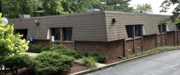 2 Byram Brook Pl, Armonk, NY à louer - Photo de l’immeuble – Image 3 sur 10