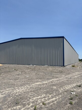 Plus de détails pour 94 Sharp Rd, Brighton, ON - Industriel/Logistique à vendre