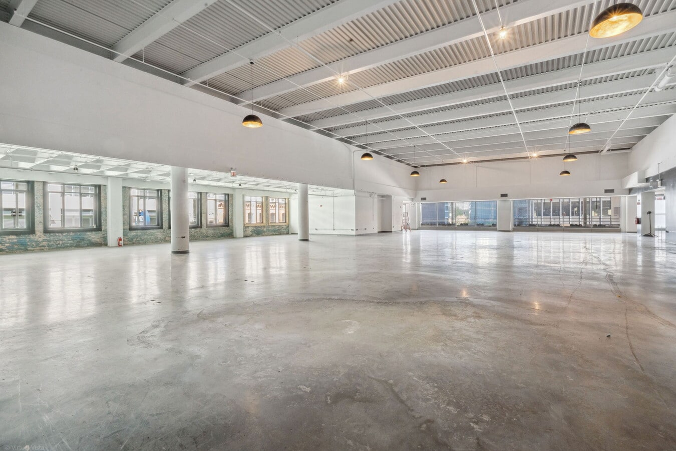 360 N State St, Chicago, IL 60654 - Lot 4th Floor - - Photo intérieure - Image 1 of 6